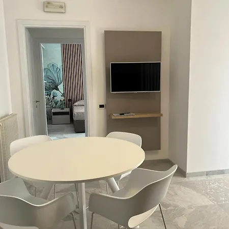 Appartamento Con Terrazza Piazza Aurora